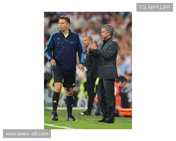 穆里尼奥迎欧冠150场里程碑，本菲卡冲击连胜