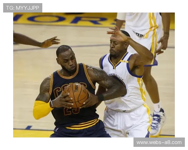 詹姆斯防守端连续施压,41岁老将贡献关键封盖引主场沸腾 詹姆斯防守端连续施压,41岁老将贡献关键封盖引主场沸腾