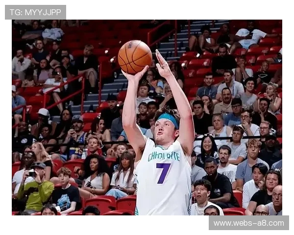 黄蜂队克努佩尔三分爆发背后：马刺防守策略调整不及时的教训