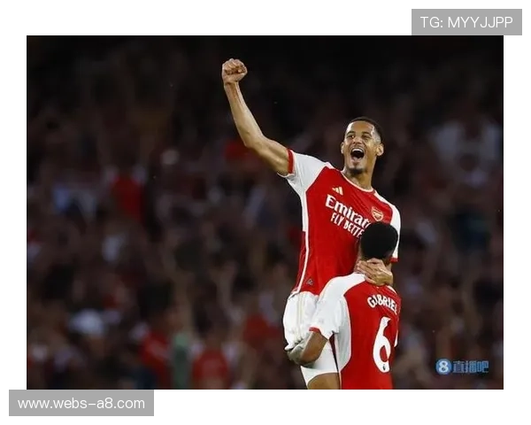 英超金手套竞争激烈，拉亚13场零封领跑门将排行榜