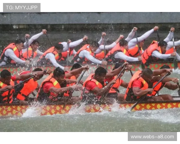 U系列比赛厦门站李厉依依400米自由泳4分25秒33达一级