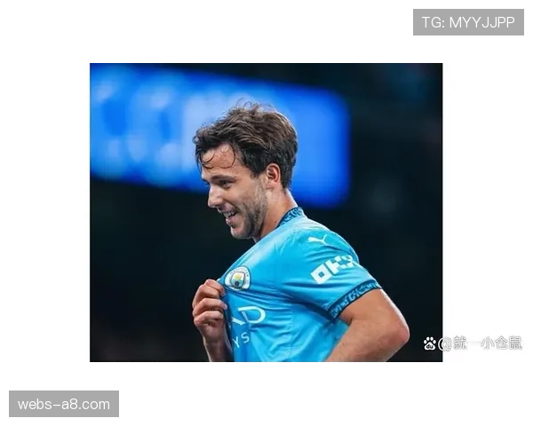 曼城4-2逆转维拉，罗德里的后插上远射打破僵局